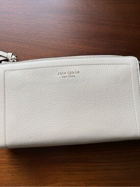 kate spade Cream Pebbled Leather Clutch / Crossbody